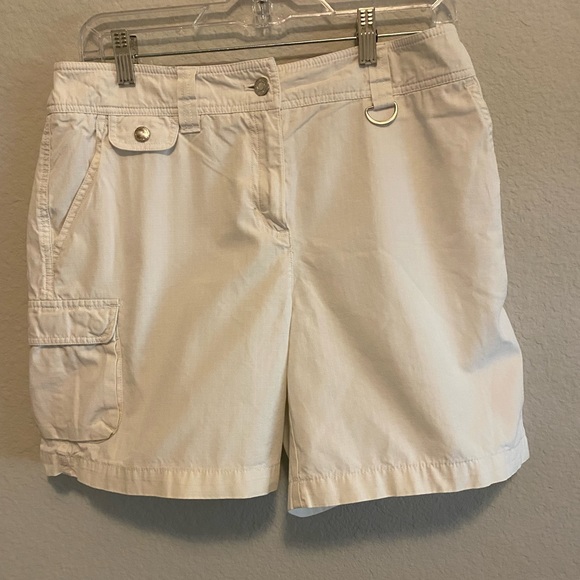 Jones New York Shorts size 8 - Picture 1 of 4